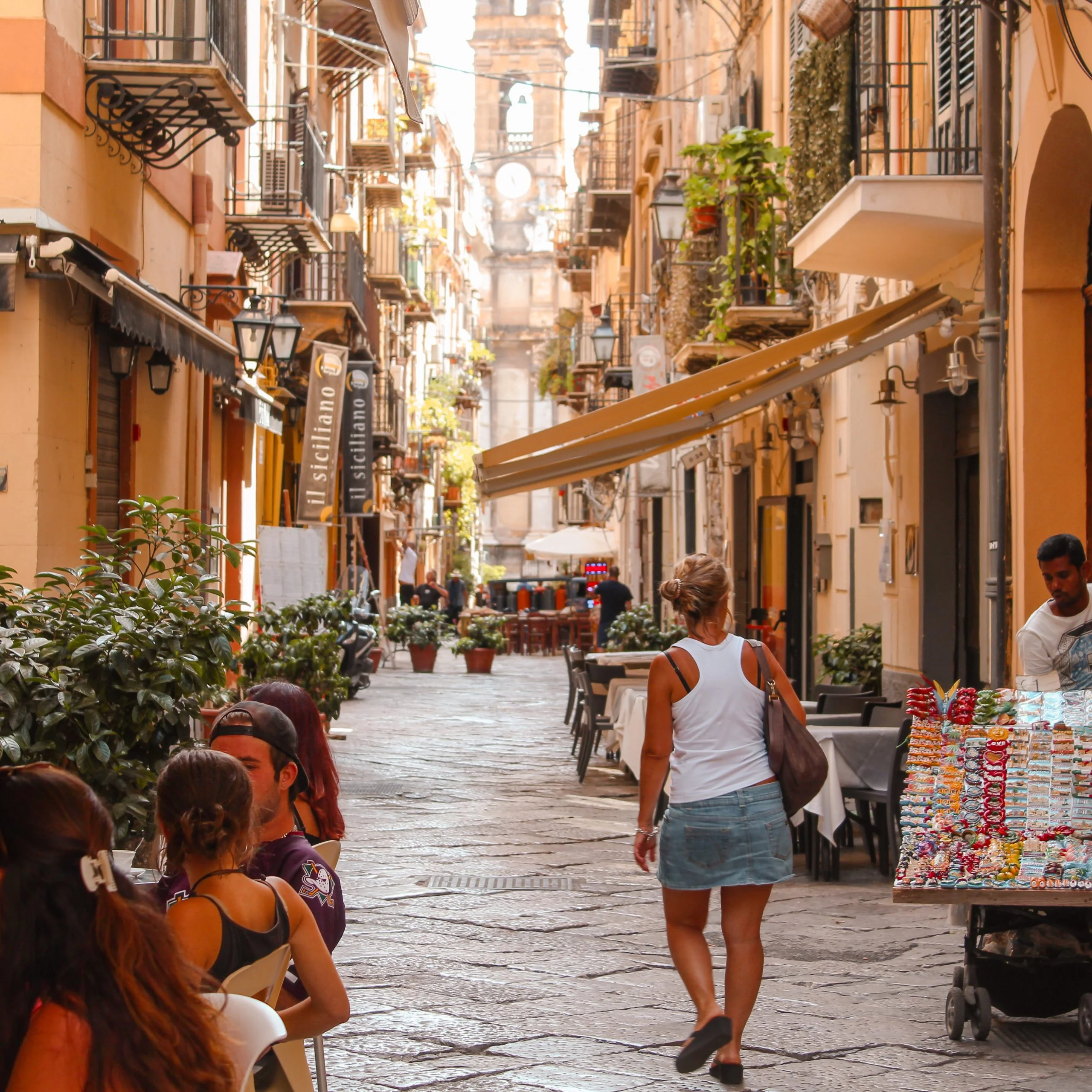 Local insights to mingle in Palermo